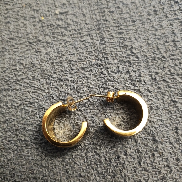 Coach earrings - Picture 2 of 2